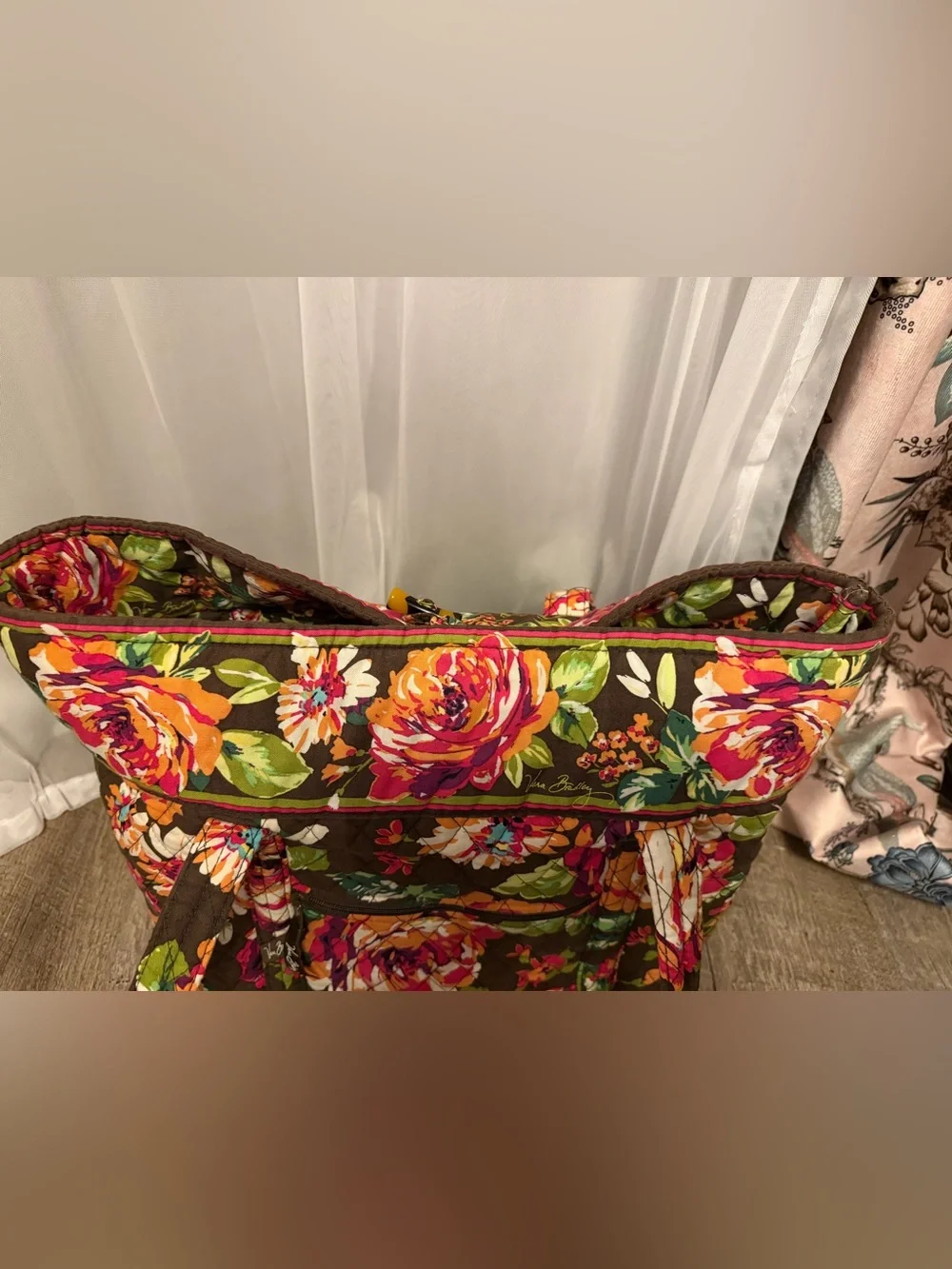 Rare Retired Vera Bradley “English Rose” Quilted Classic Toggle Tote